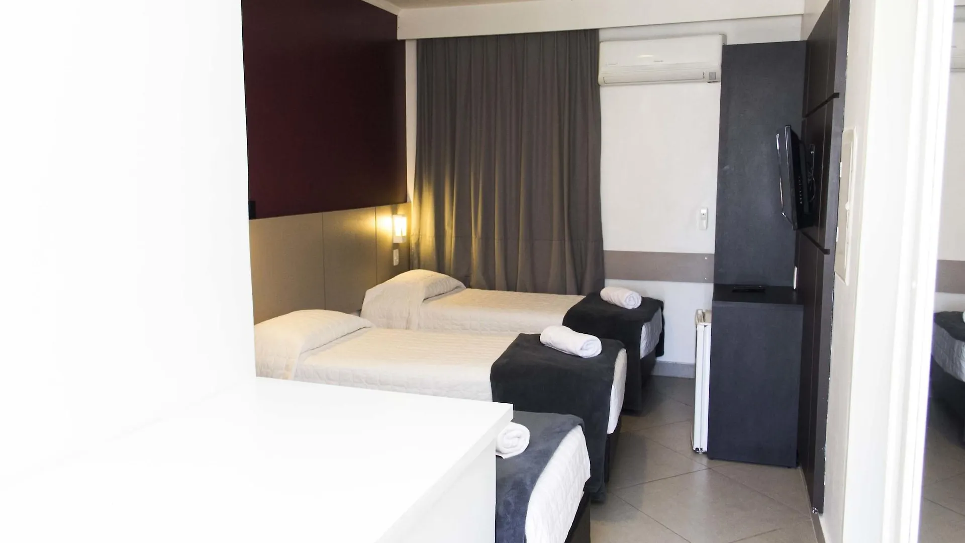 Minuano Hotel Express Prox Orla Lago Guaiba, Mercado Publico, 300 M Rodoviaria